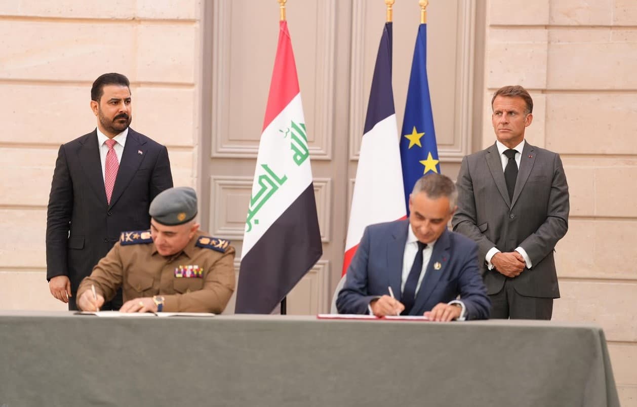 الزيدي وماكرون يرعيان مراسم توقيع اتفاقات ومذكرات تفاهم بين العراق وفرنسا